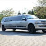 Why You Should Choose A Limousine For Your Bachelor Or Bachelorette Party In Florida